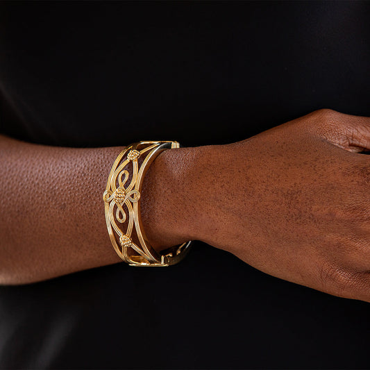 Monique Hinged Bangle - Gold