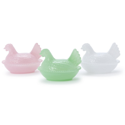 Hen on Nest Covered Dish