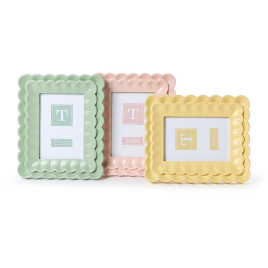 Pink Scalloped Frame