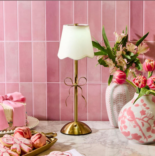 Table Lamp with Bow Detail
