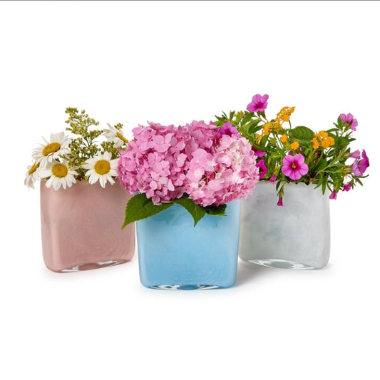 Marbled Scalloped Vase