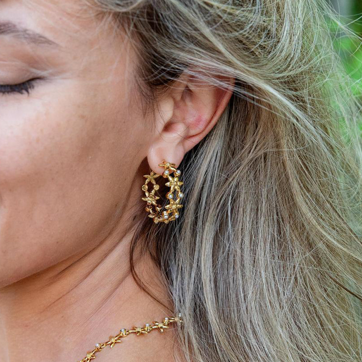 Jasmine Hoop Earrings Pearl